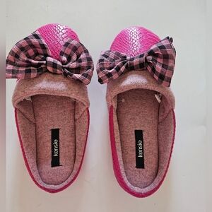RARE NWOT Kensie Gingham Plaid Chiffon Bow Snake Texture Pink Slippers 7-8 M